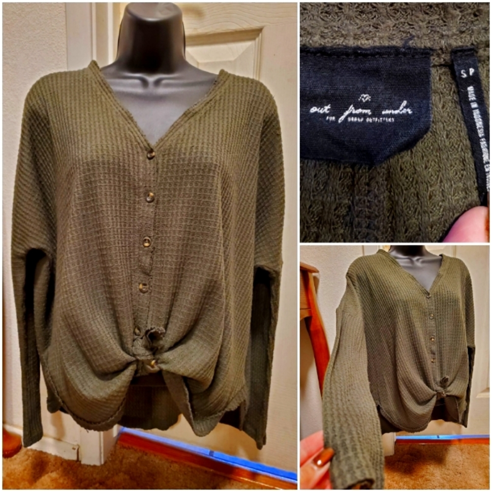 Urban Outfitters Waffleknit Top/Small